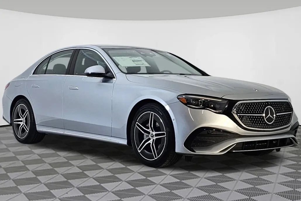 2026 Mercedes Benz E 350 photo 1