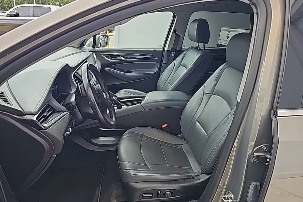 2019 Buick Enclave Essence photo 1
