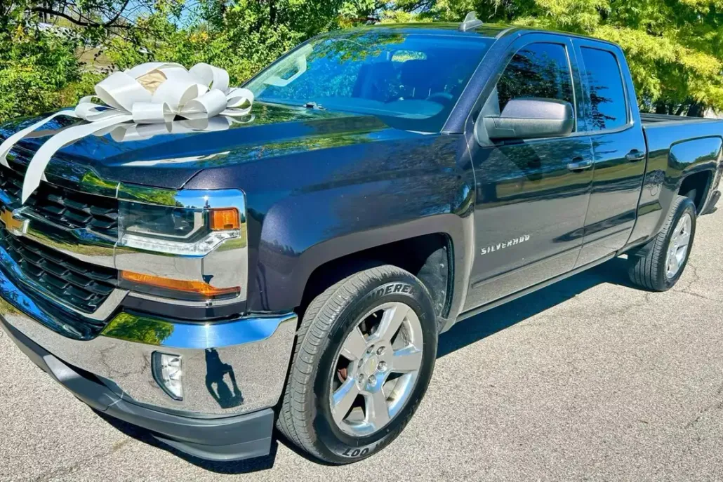 2016 Chevrolet Silverado 1500 LT photo 1