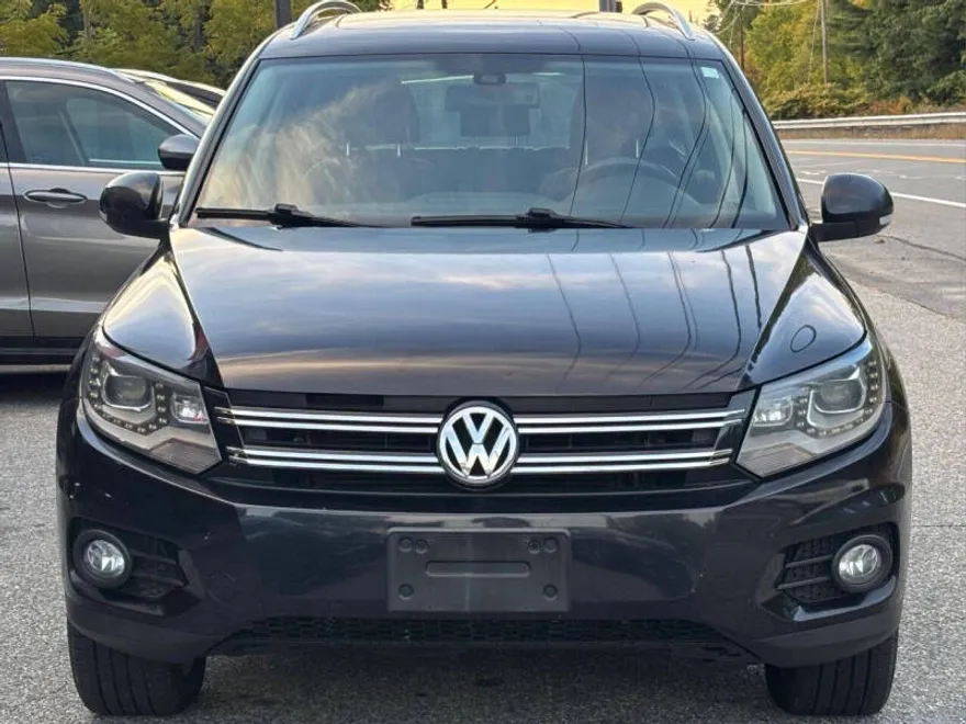 2016 Volkswagen Tiguan SE photo 1