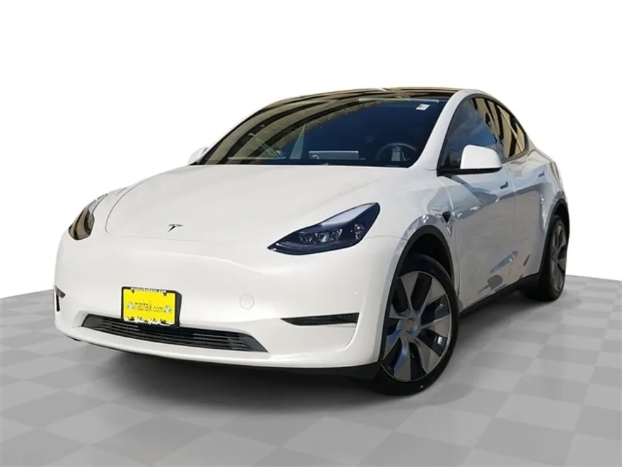 2024 Tesla Model Y Standard Range photo 1