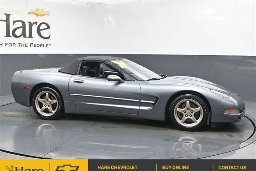 2004 Chevrolet Corvette Base Convertible photo 1