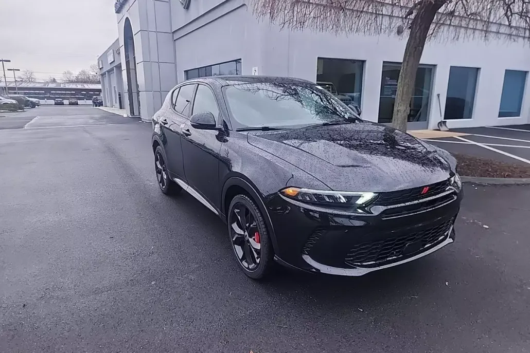 2024 Dodge Hornet R/T Plus photo 1
