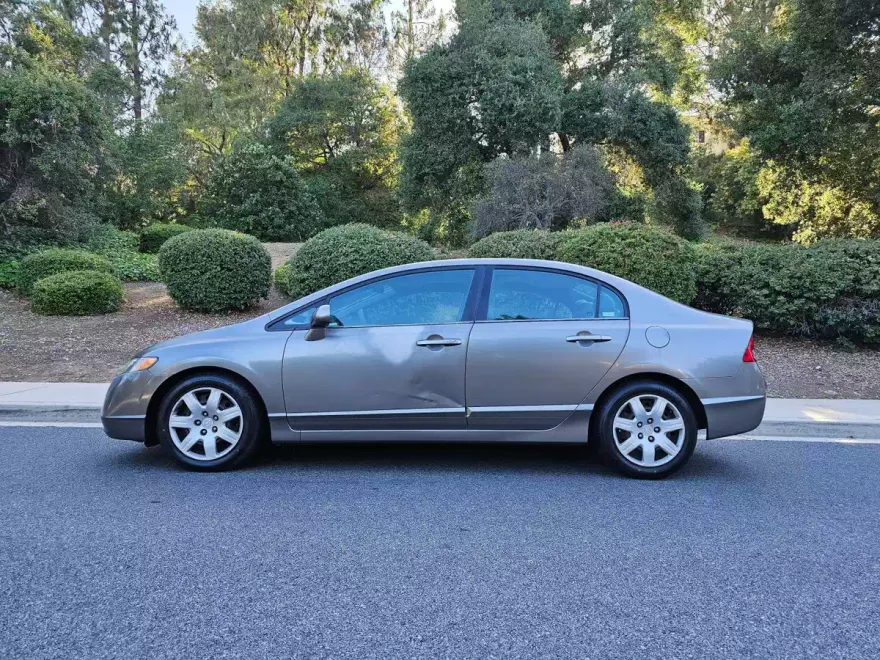 2006 Honda Civic LX photo 1