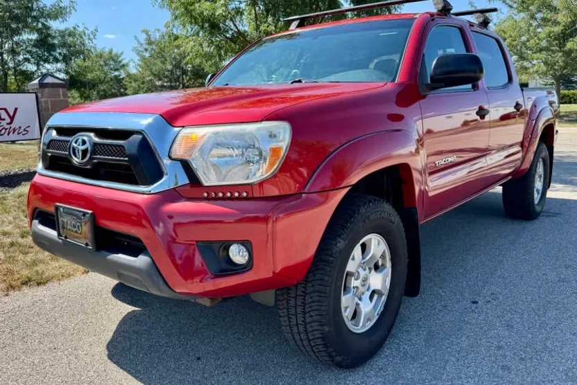 2015 Toyota Tacoma V6 4x4 Double Cab photo 1