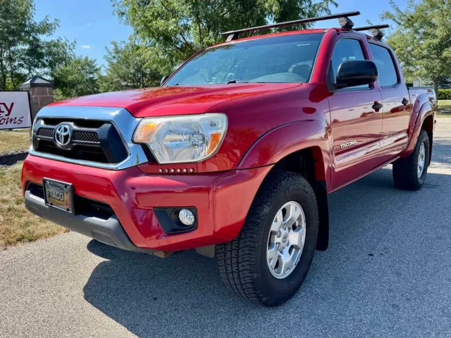 2015 Toyota Tacoma V6 4x4 Double Cab photo 1