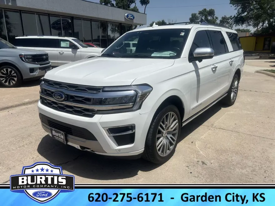 2022 Ford Expedition MAX Platinum photo 1