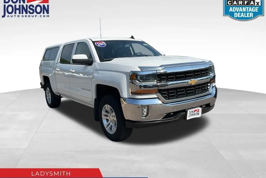 2017 Chevrolet Silverado 1500 LT photo 1
