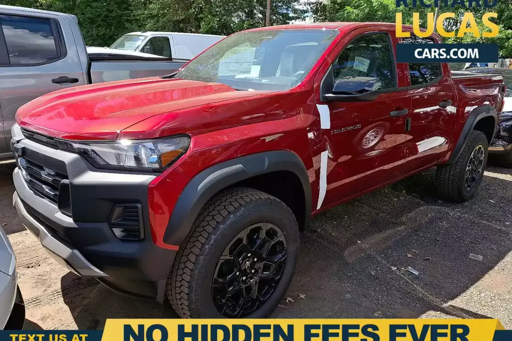 2026 Chevrolet Colorado Trail Boss photo 1