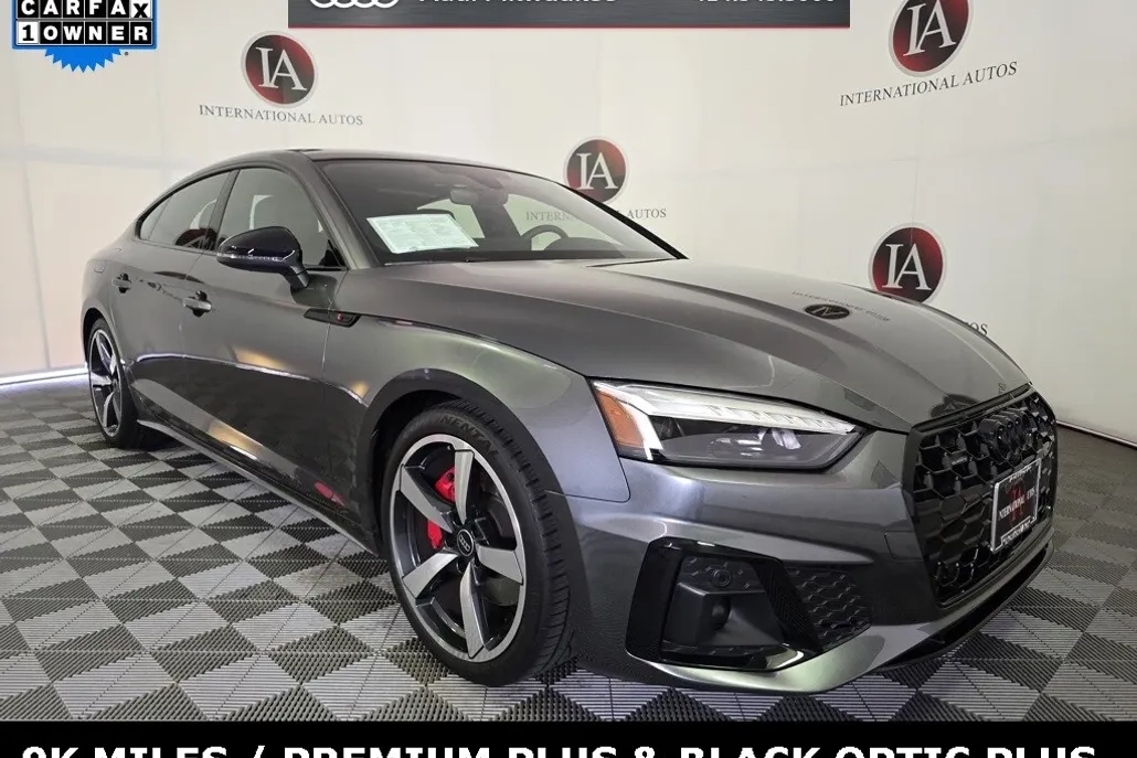 2023 Audi A5 45 S line Premium Plus photo 1