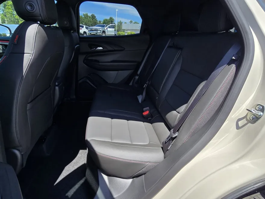 2026 Chevrolet Trailblazer RS photo 1