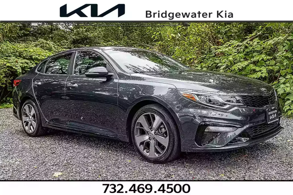 2020 Kia Optima S photo 1
