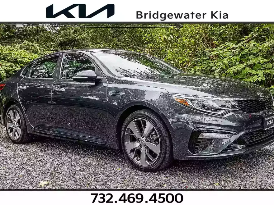 2020 Kia Optima S photo 1