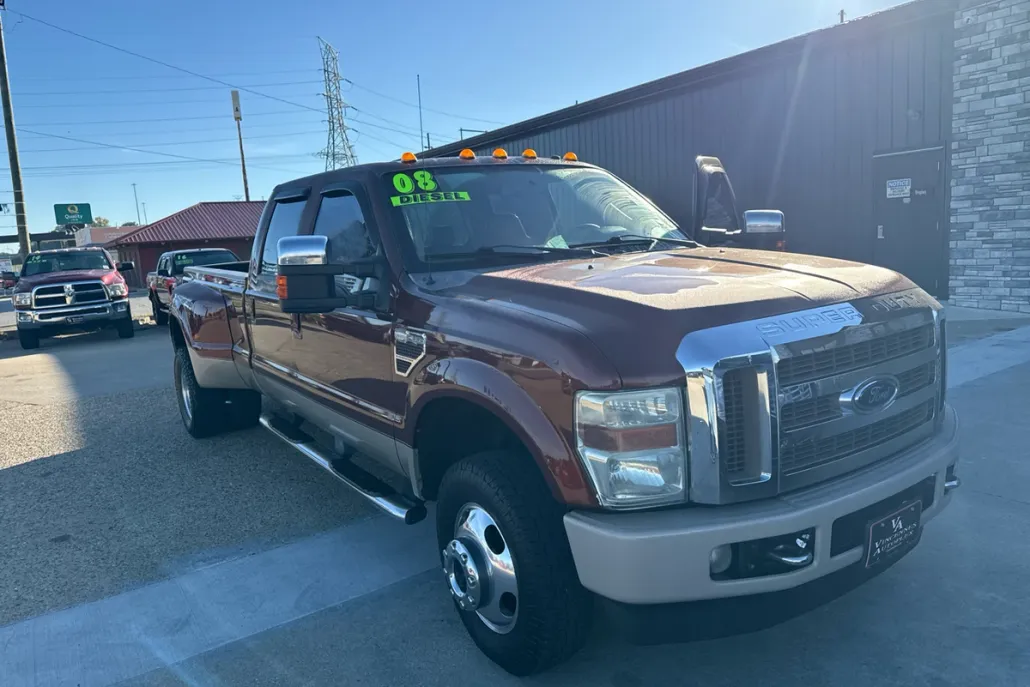 2008 Ford F-350 XLT photo 1