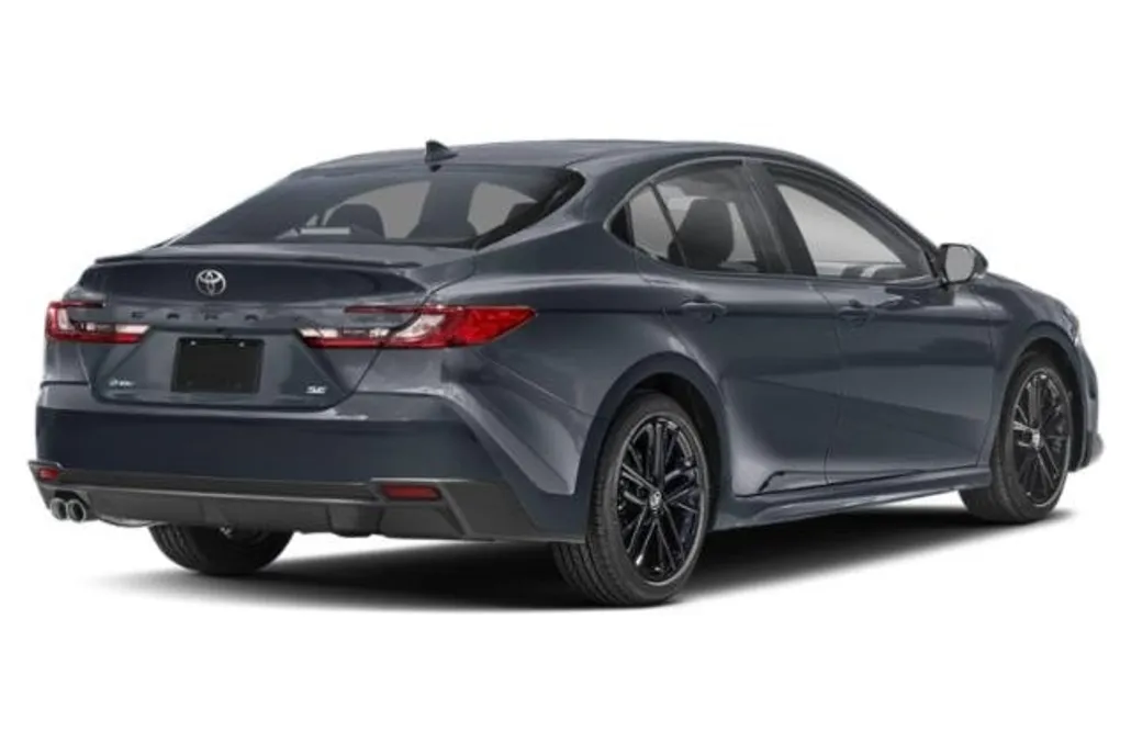 2026 Toyota Camry SE photo 1