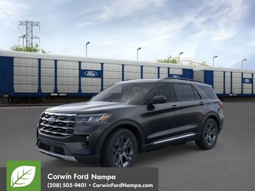 2025 Ford Explorer photo 1
