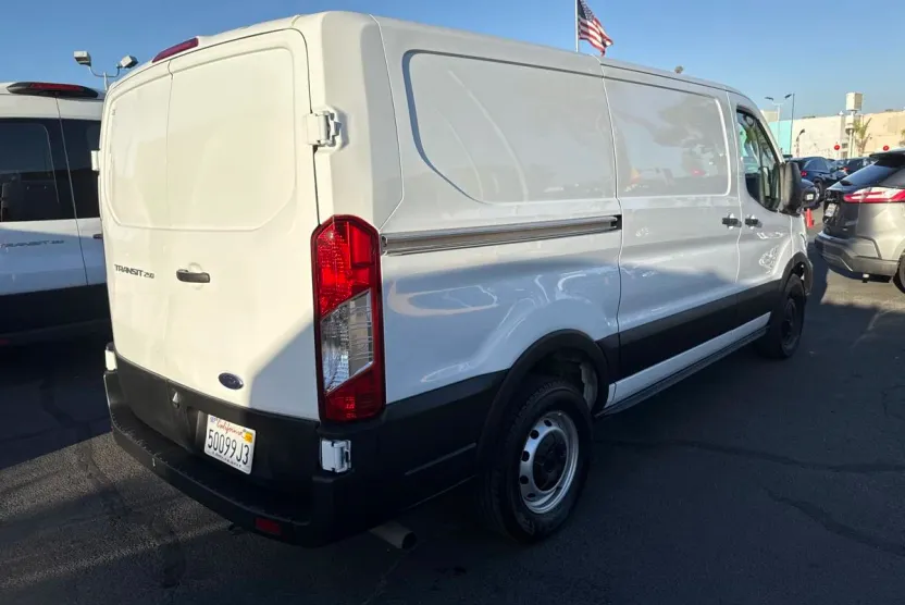 2021 Ford Transit Cargo Van photo 1