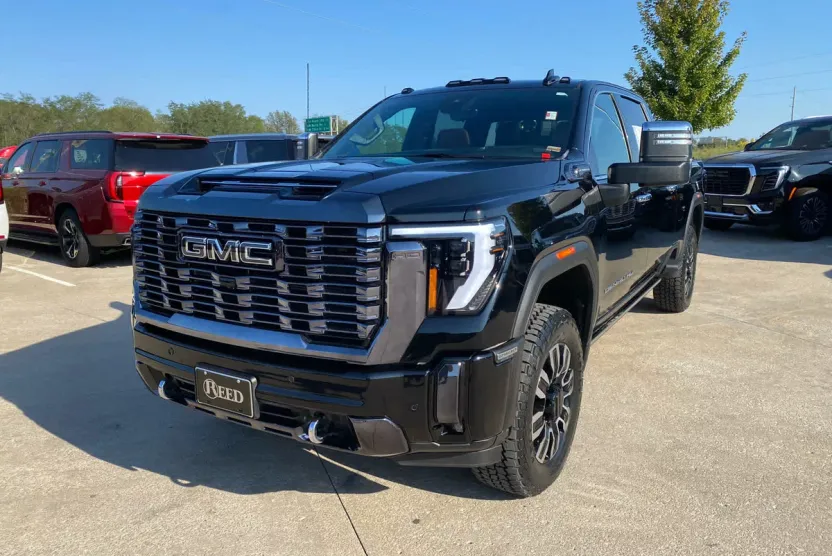 2024 Gmc Sierra HD Denali Ultimate photo 1