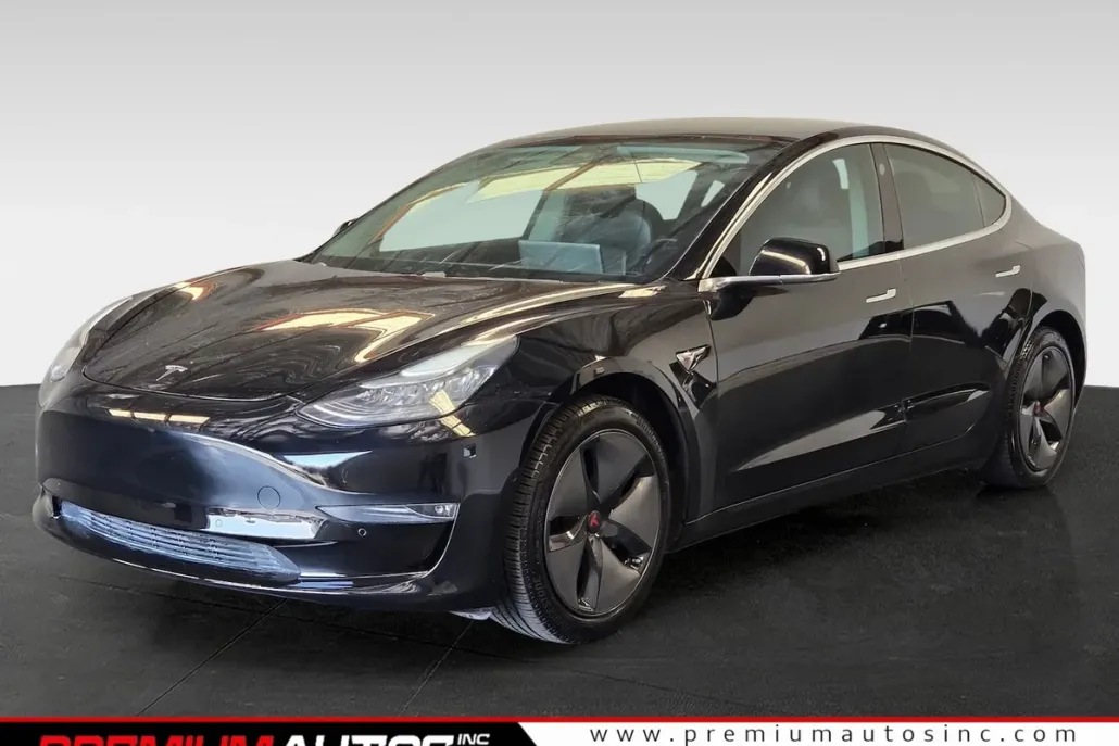 2018 Tesla Model 3 Long Range photo 1