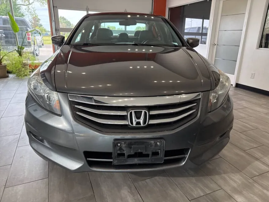 2011 Honda Accord EX-L V6 photo 1
