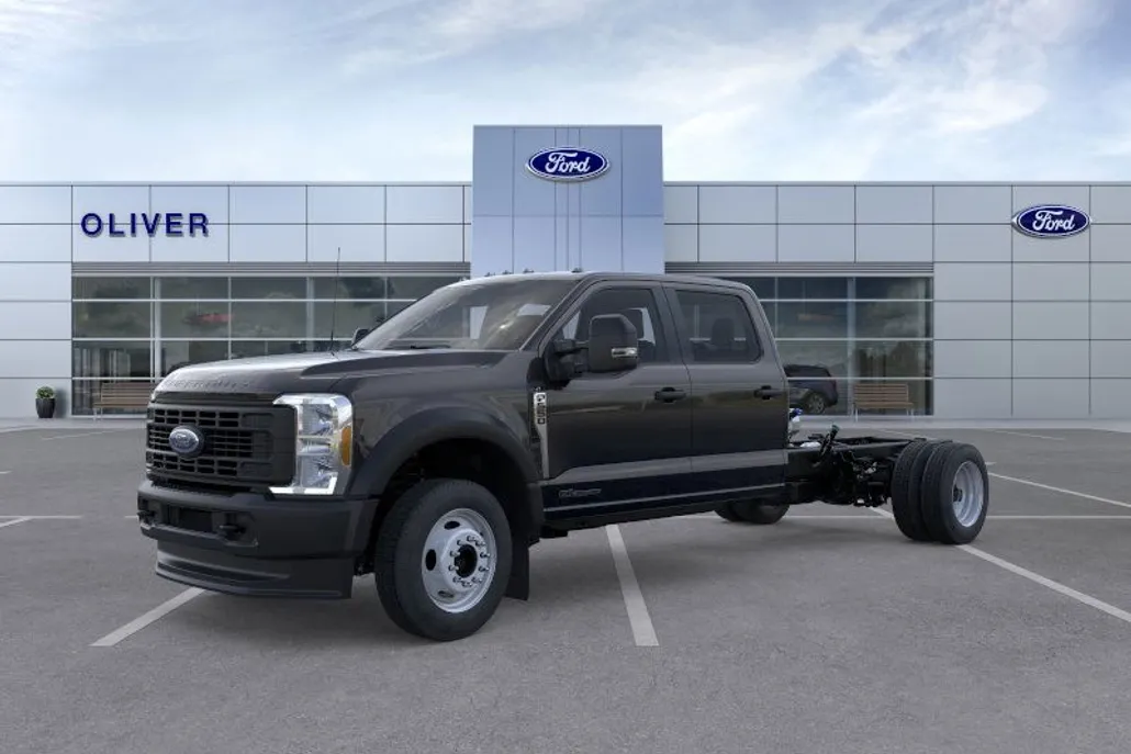 2025 Ford F-550 XL photo 1