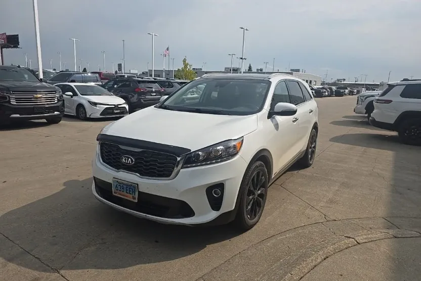 2020 Kia Sorento EX photo 1