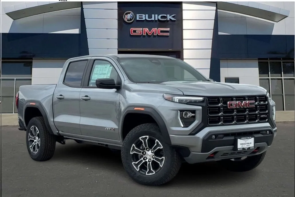 2025 Gmc Canyon AT4 photo 1