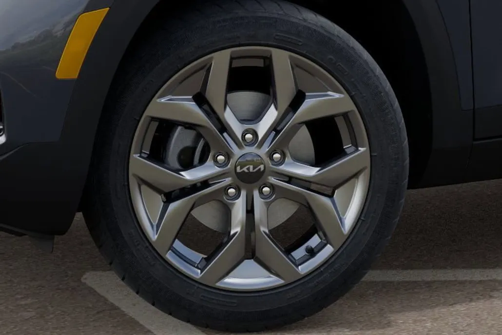 2026 Kia Seltos LX photo 1