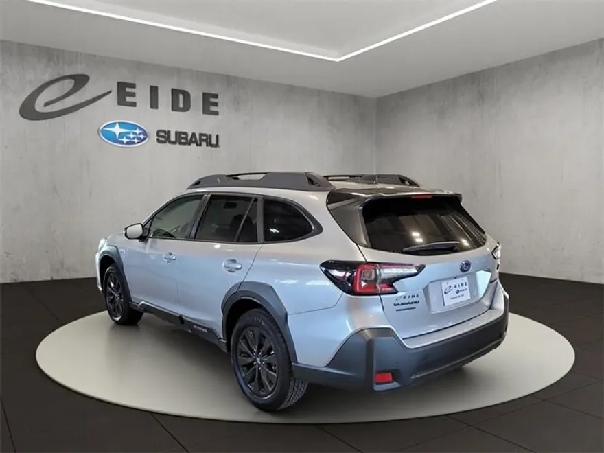 2024 Subaru Outback Onyx Edition photo 1