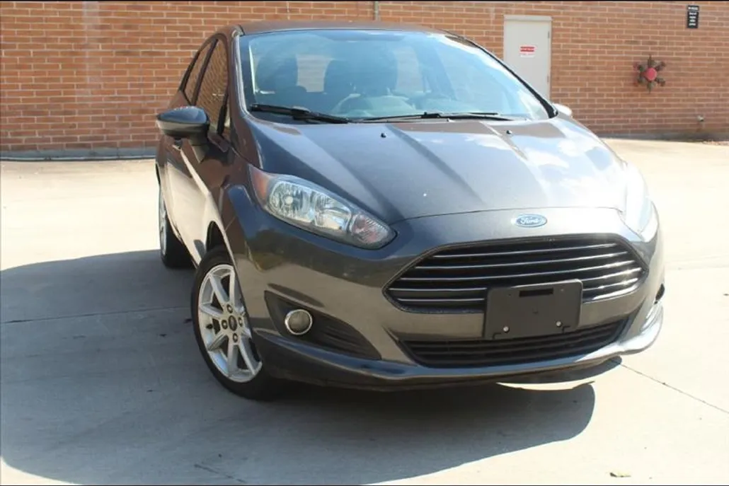 2019 Ford Fiesta SE photo 1
