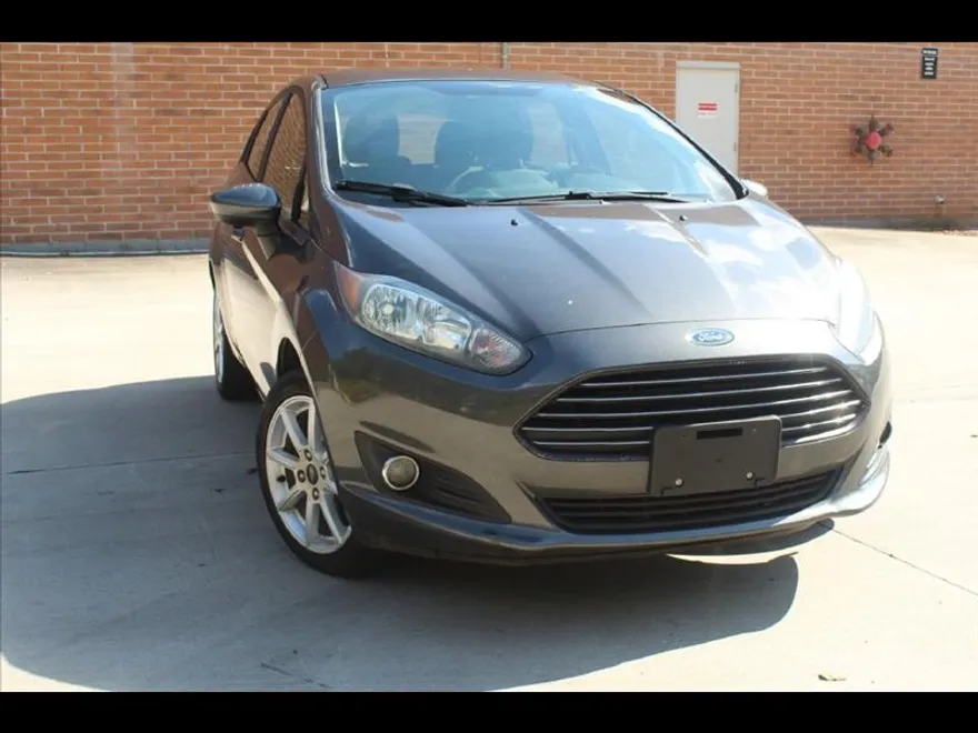 2019 Ford Fiesta SE photo 1