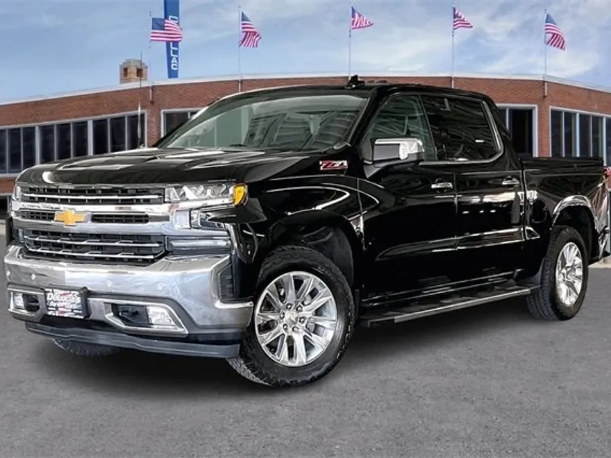 2022 Chevrolet Silverado 1500 LTZ photo 1