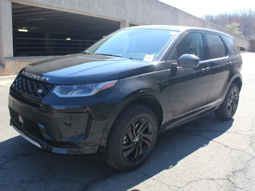 2025 Land Rover Discovery Sport S photo 1