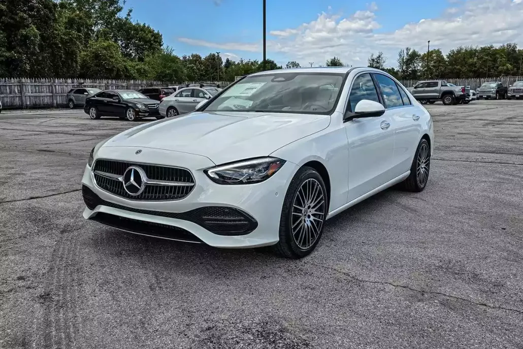 2025 Mercedes Benz C 300 4MATIC photo 1