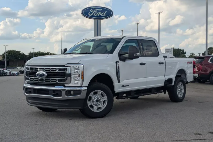 2025 Ford F-250 XLT photo 1