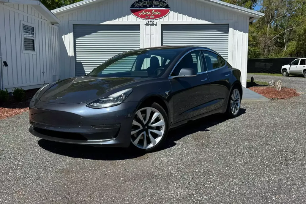 2018 Tesla Model 3 Mid Range photo 1