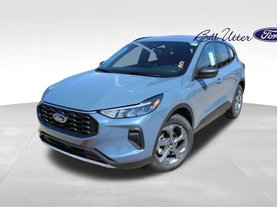 2026 Ford Escape ST-Line photo 1