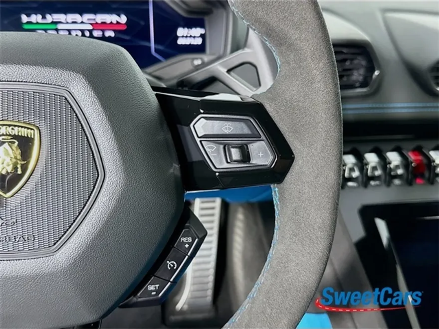 2023 Lamborghini Huracan Tecnica photo 15
