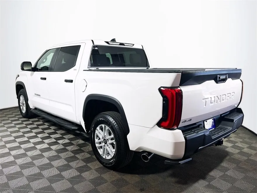 2025 Toyota Tundra SR5 photo 1