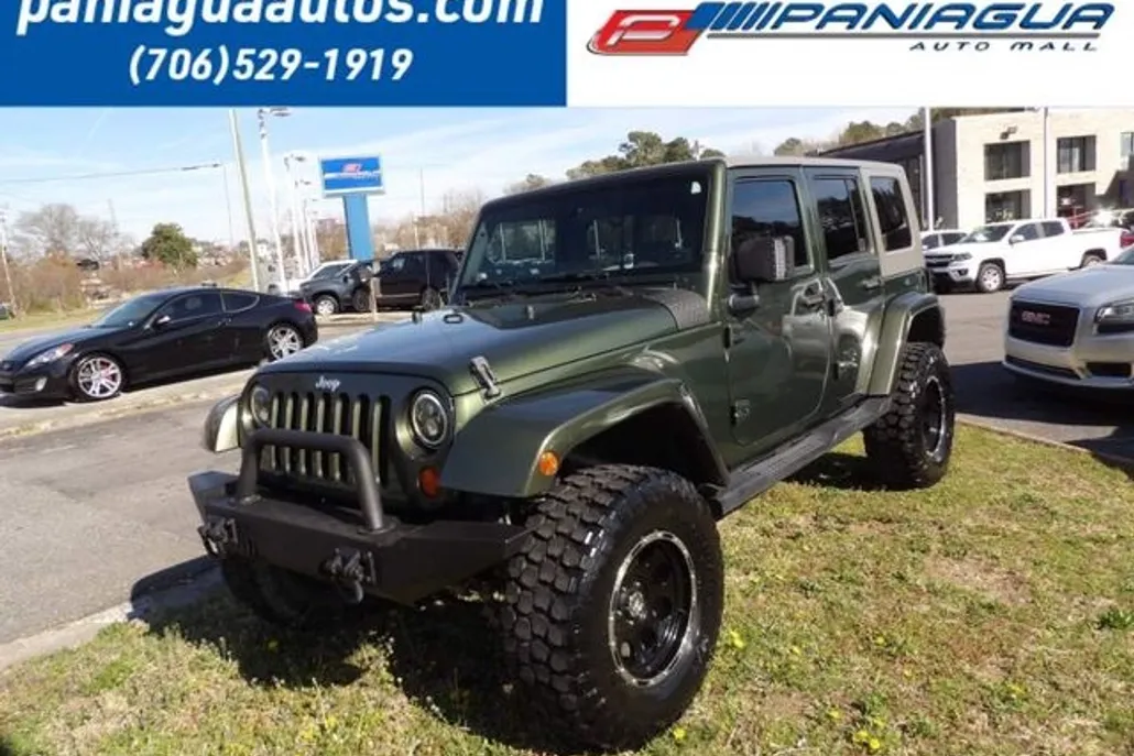 2008 Jeep Wrangler Unlimited Sahara photo 1