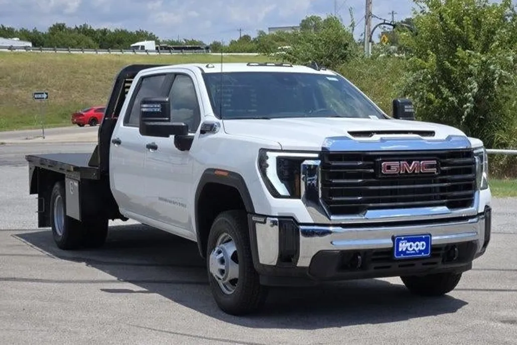 2025 Gmc Sierra 3500 HD Pro photo 1