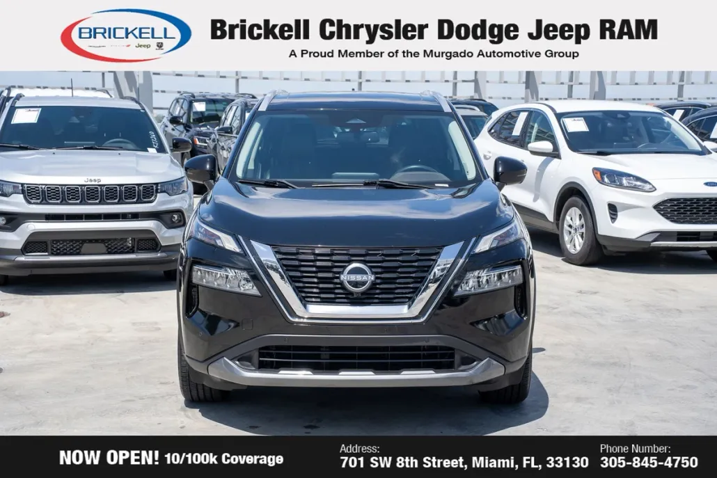2023 Nissan Rogue SL photo 1