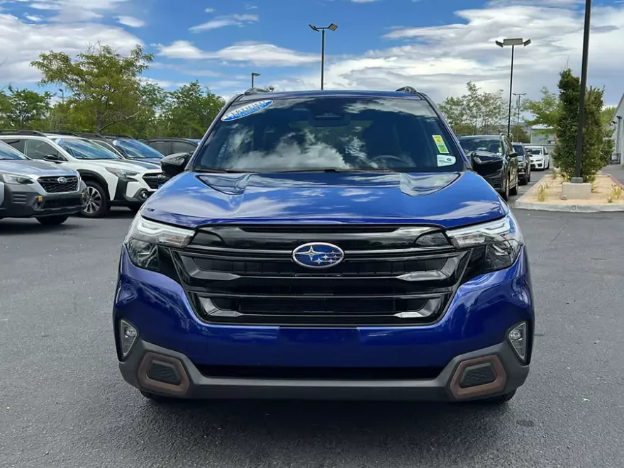 2025 Subaru Forester Sport photo 1