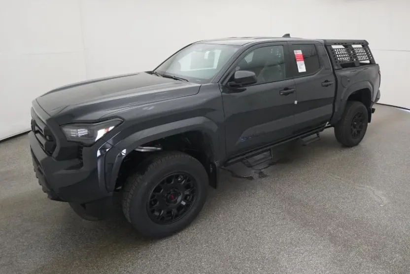 2025 Toyota Tacoma SR5 photo 1