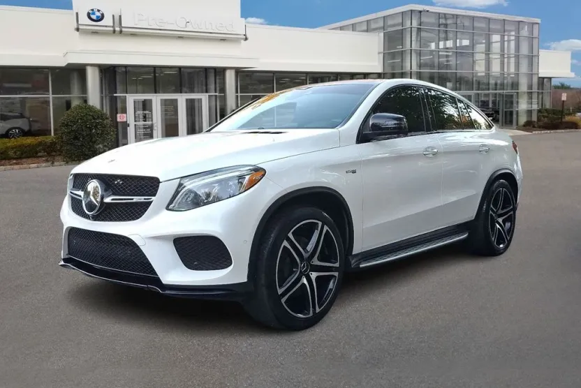 2019 Mercedes Benz GLE AMG 43 photo 1