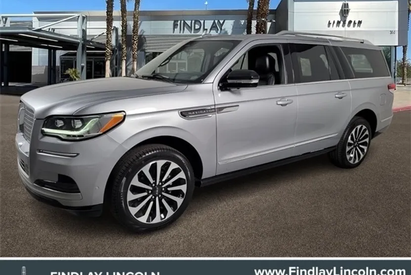 2023 Lincoln Navigator L Reserve photo 1