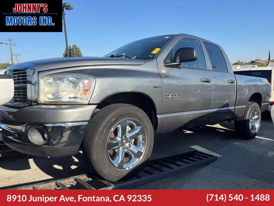 2008 Dodge Ram SLT photo 1