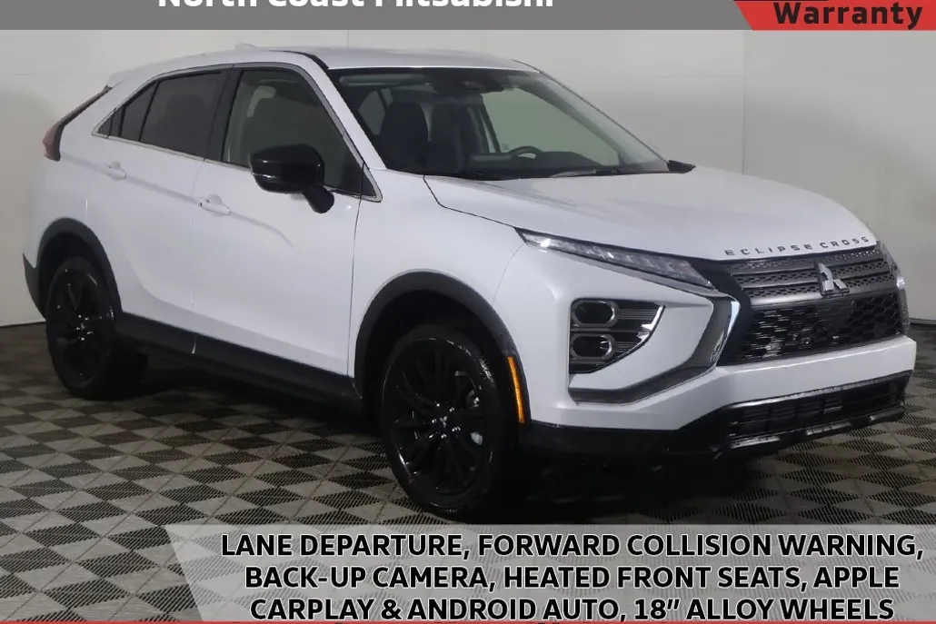 2025 Mitsubishi Eclipse Cross LE photo 1