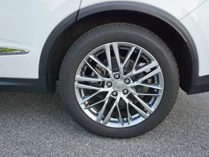 2022 Acura MDX Advance photo 1