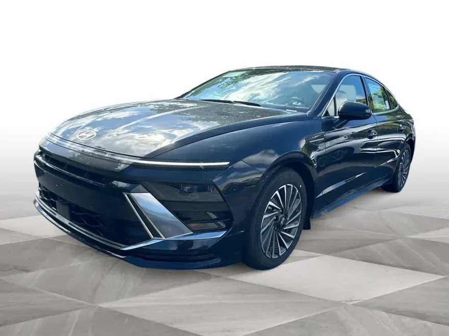 2025 Hyundai Sonata Hybrid SEL photo 1